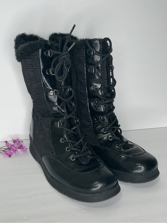 A2 By Aerosoles Shoes - A2 by Aerosoles Black Lace-Up Faux Fur Trim Winter Boots size 9.5 women’s